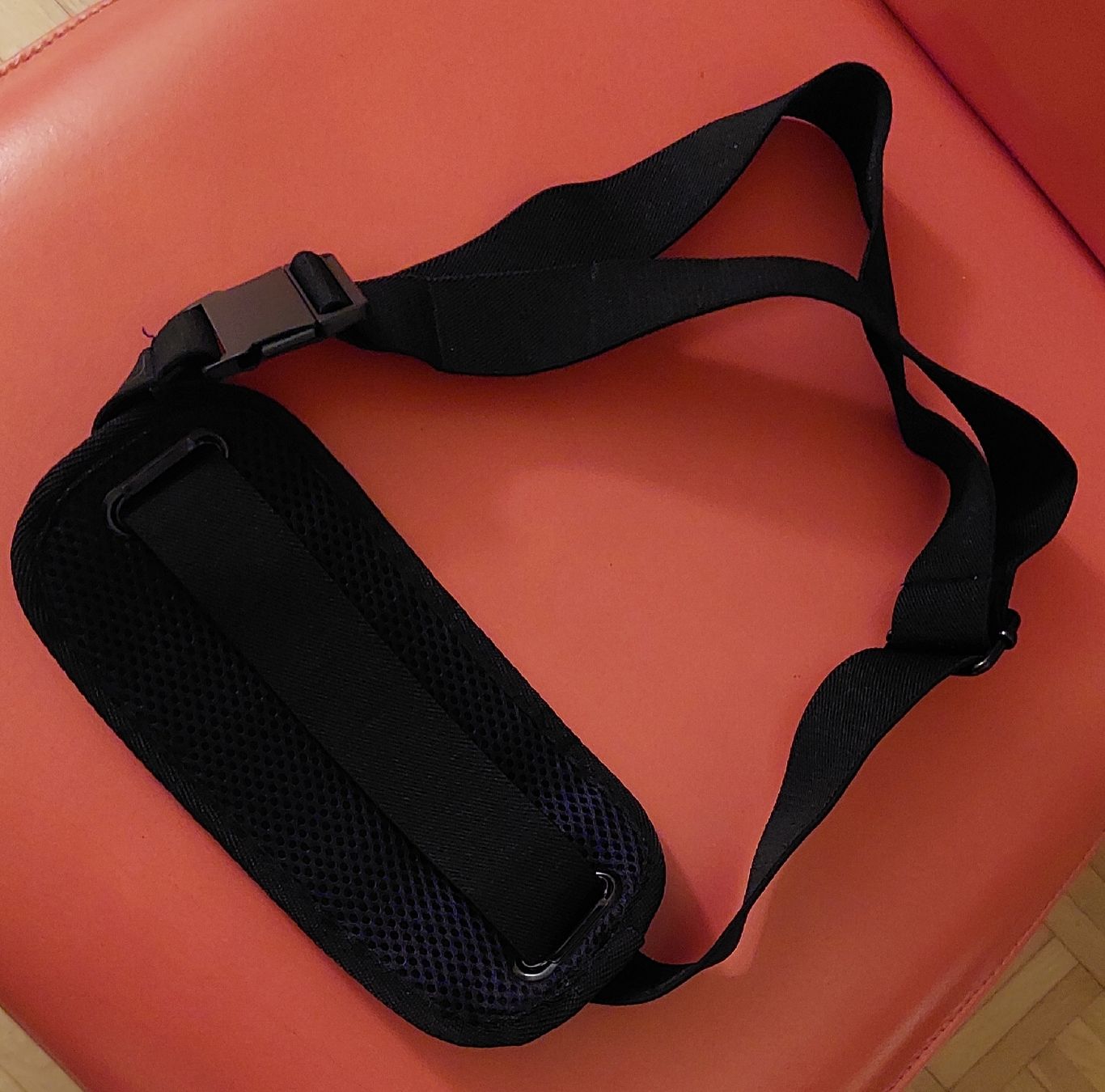 Borse: Gürteltasche/ Bauchtasche / schwarz stretch - sehr elastisch – Usato da Oberwil BL venduto da Hunajakakku 2