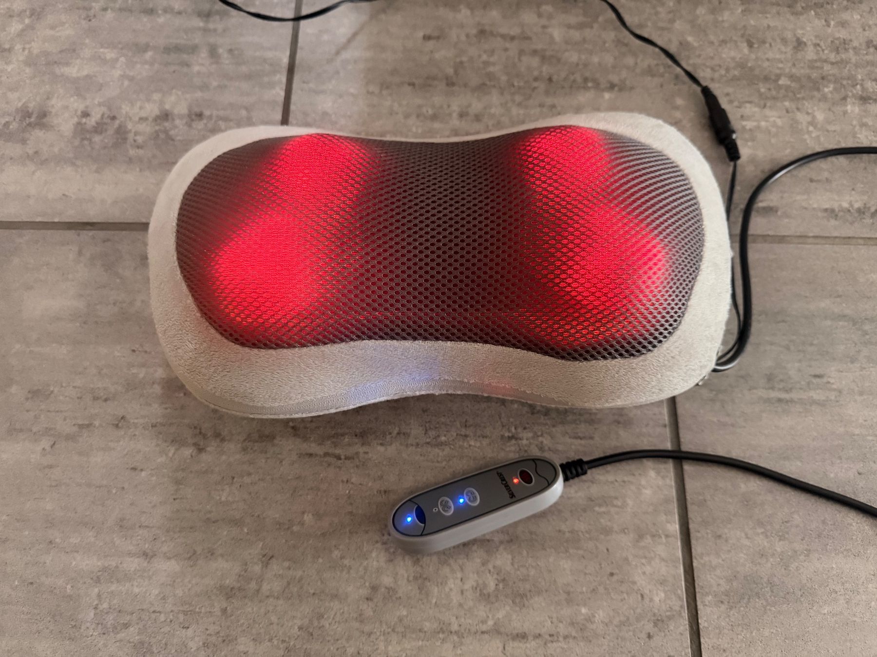 Dispositivi per massaggi: Massage Nackengerät – Usato da Niederurnen venduto da Carbon21 1