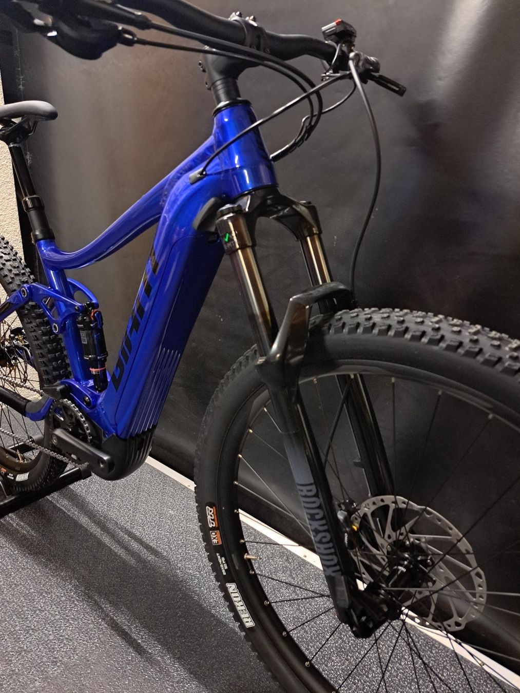 Giant Biciclette: Giant Stance E Neu – Nuovo e nell'imballaggio originale da Herisau venduto da Tioga 2