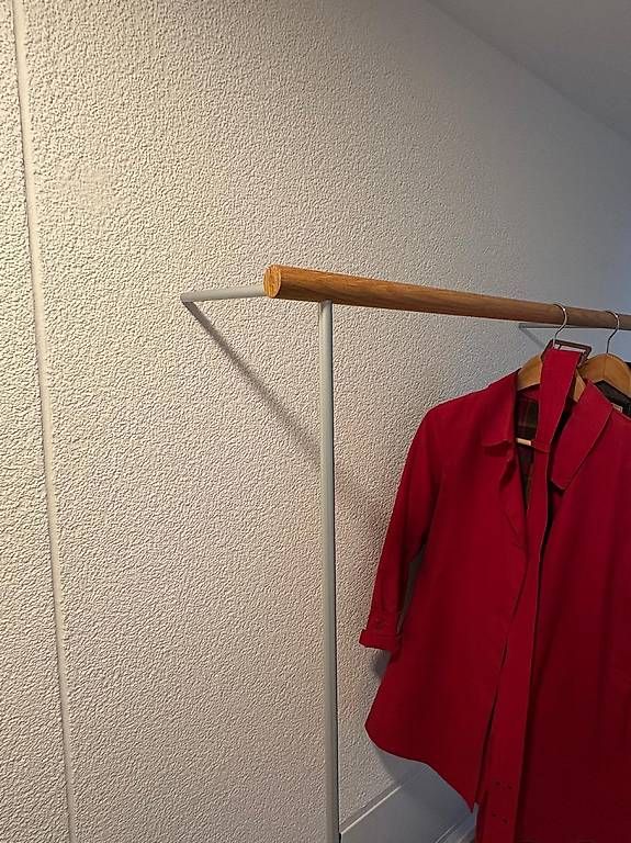 Guardaroba: Design Garderobenständer  – Usato da Arlesheim venduto da fha_n9vn 2