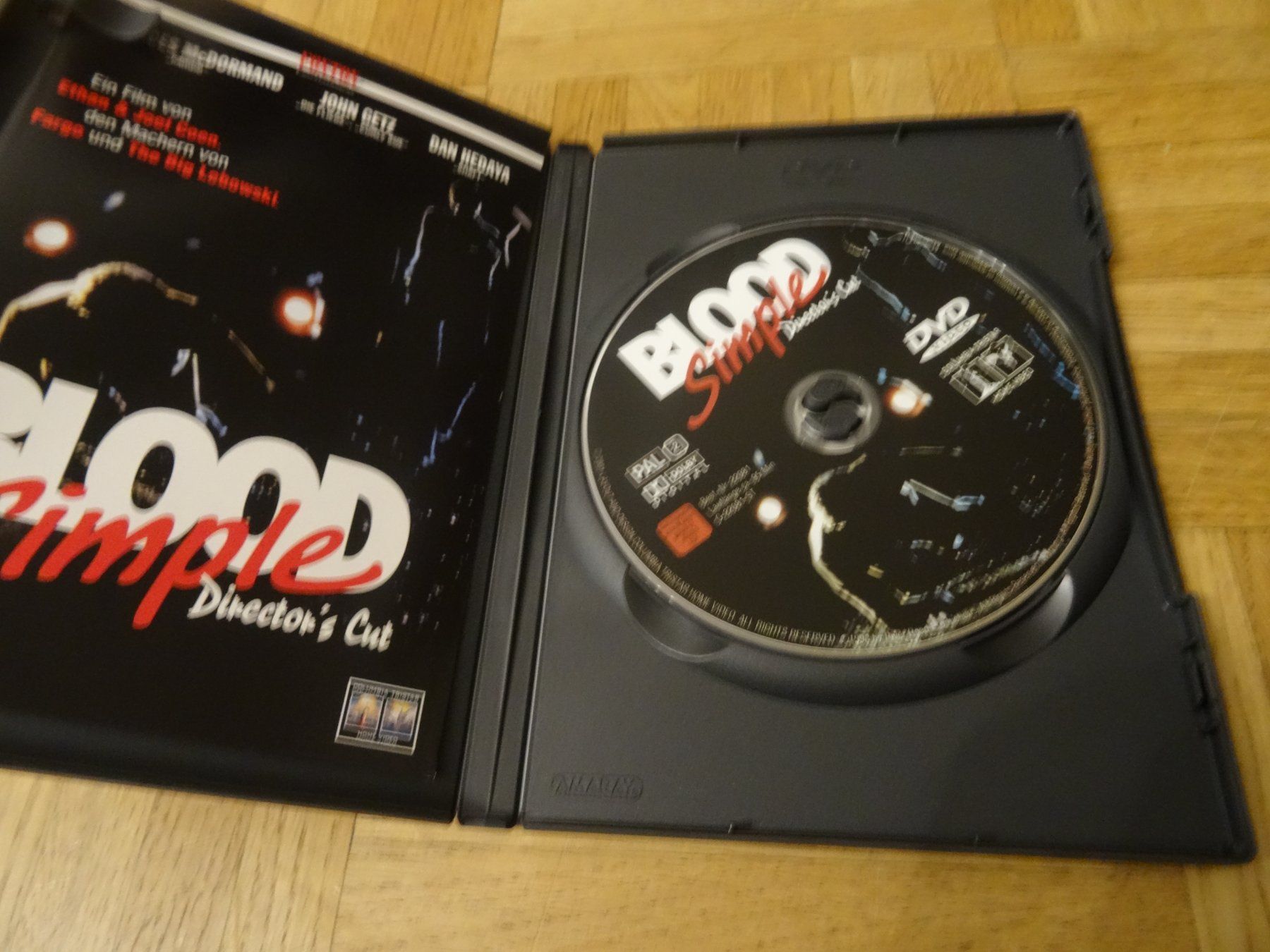 Alle DVDs: Blood Simple - Director's Cut DVD – Gebraucht aus Olten von Disc-Verkauf 1