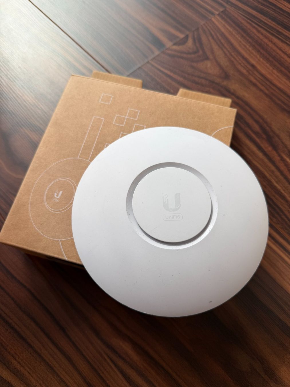 Wlan: Unifi 6 Lite AP – Gebraucht aus Gränichen von Rbroe
