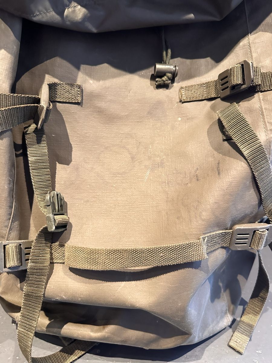 Schweizer Armee Zaini: Militärrucksack 90 – Usato da Ilanz venduto da daria007 6