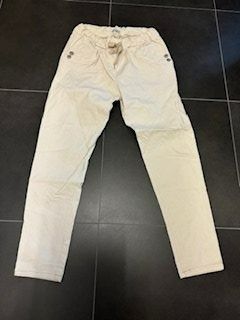 Pantaloni: Freizeithose / Trainerhose beige L – Usato da Gommiswald venduto da Anika6