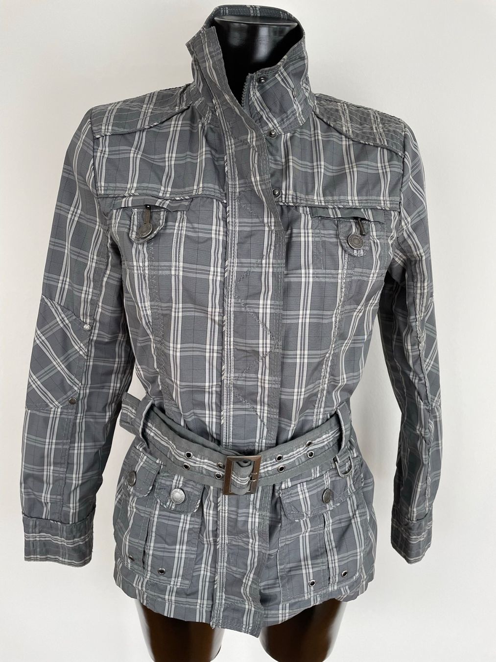 Giacche: Jacke Softshelljacke Übergangsjacke Street One Gr. 36 – Usato da Gossau SG venduto da entwederoder