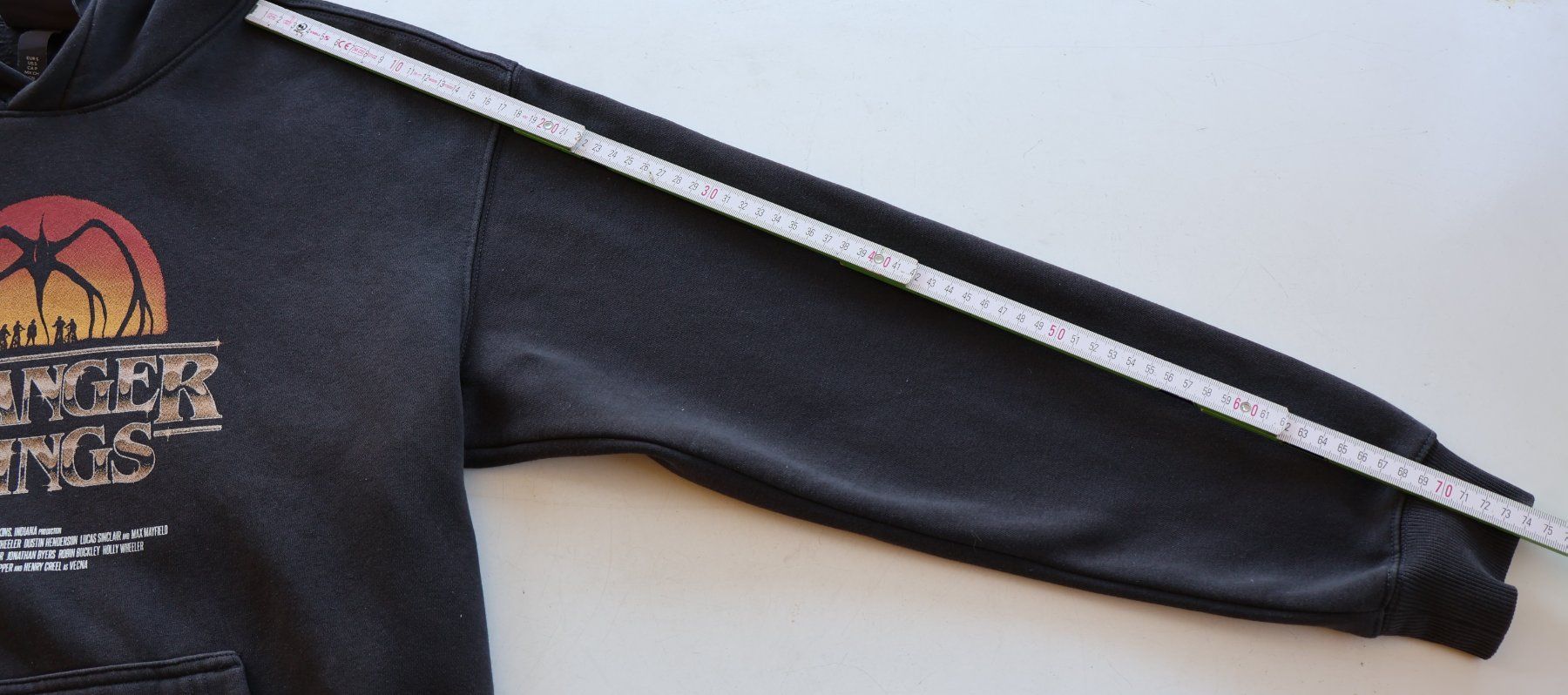 H&M Pulls & Sweat-shirts: Kapuzenpullover – D'occasion à Aadorf par Olymp05 5