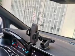 Support Téléphone Voiture Rotatif à 360° - Neuf !