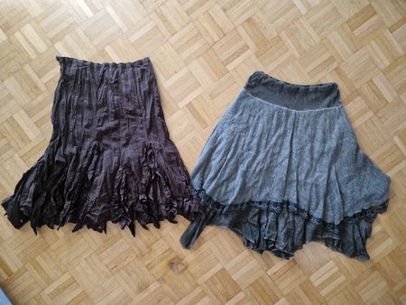 2 schicke Boho Jupes Röcke Gr. M
