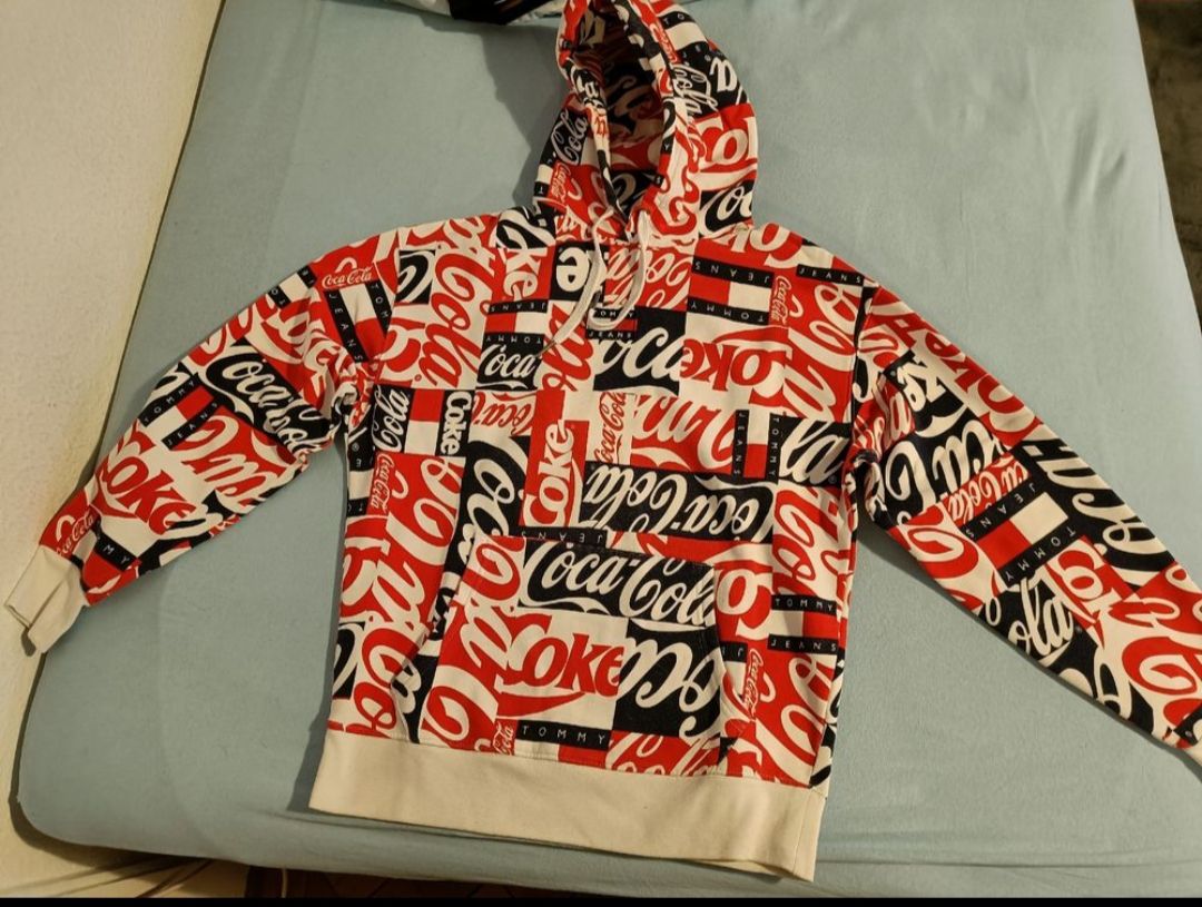 Tommy Hilfiger Pullover & Sweatshirts: 3 pulls, tommy Hilfiger taille S,North face et Champion, M – Gebraucht aus Genève von Kamajan