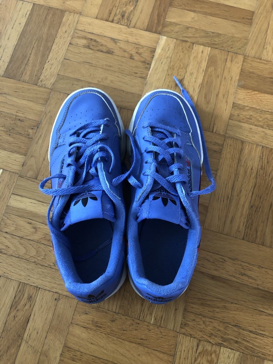 Adidas Schuhe für Mädchen: Mädchen Adidas Turnschuhe Größe 35 1/2 – Gebraucht aus Adliswil von rossoelmare