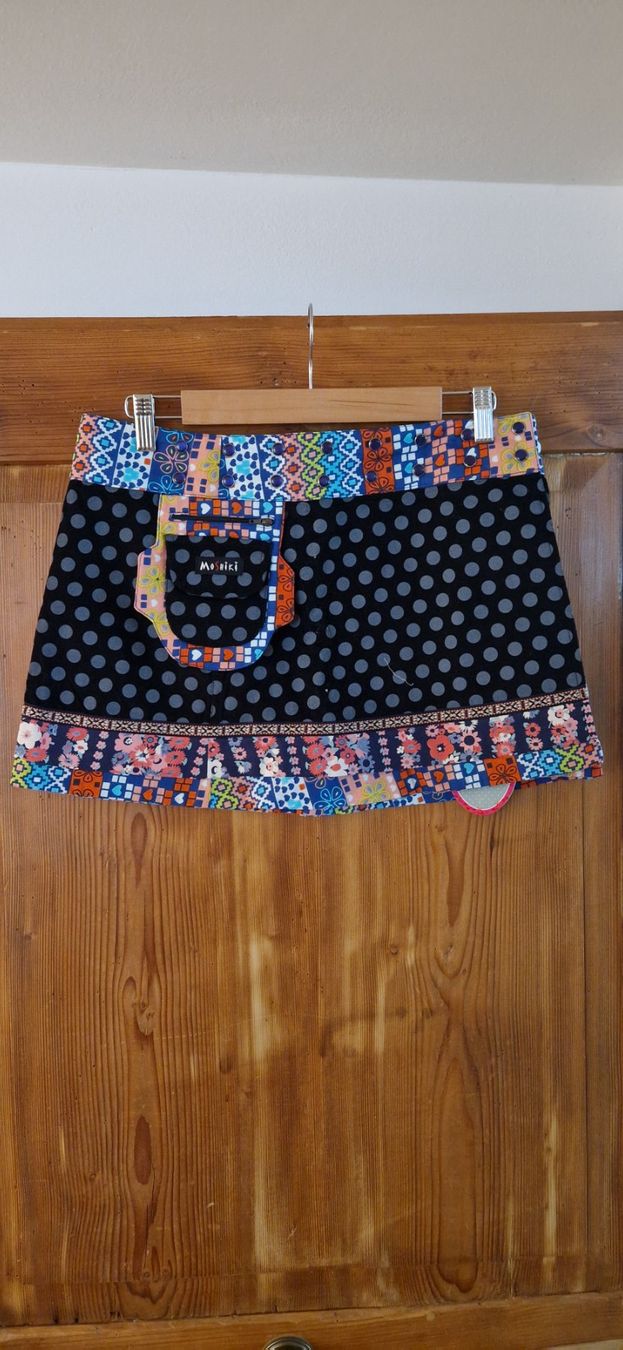 Moshiki Vestiti & Gonne: Moshiki Mini Choco Jupe Reversible – Nuovo e nell'imballaggio originale da Rifferswil venduto da maruna