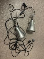 Zwei Klemmlampen