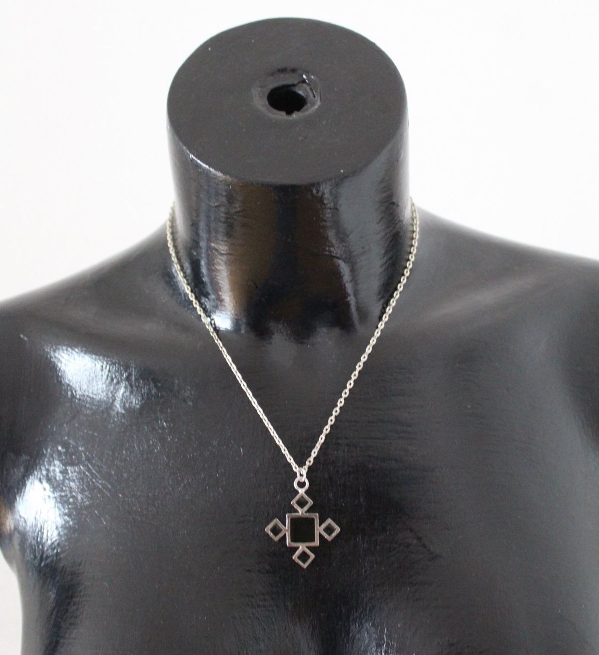 Catenine: Neu, Modeschmuck Kette, Änge ca. 26 cm. – Usato da Locarno venduto da madame-tus-sauds