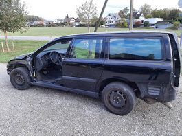 Volvo V70 2.4 D zum ausschlachten