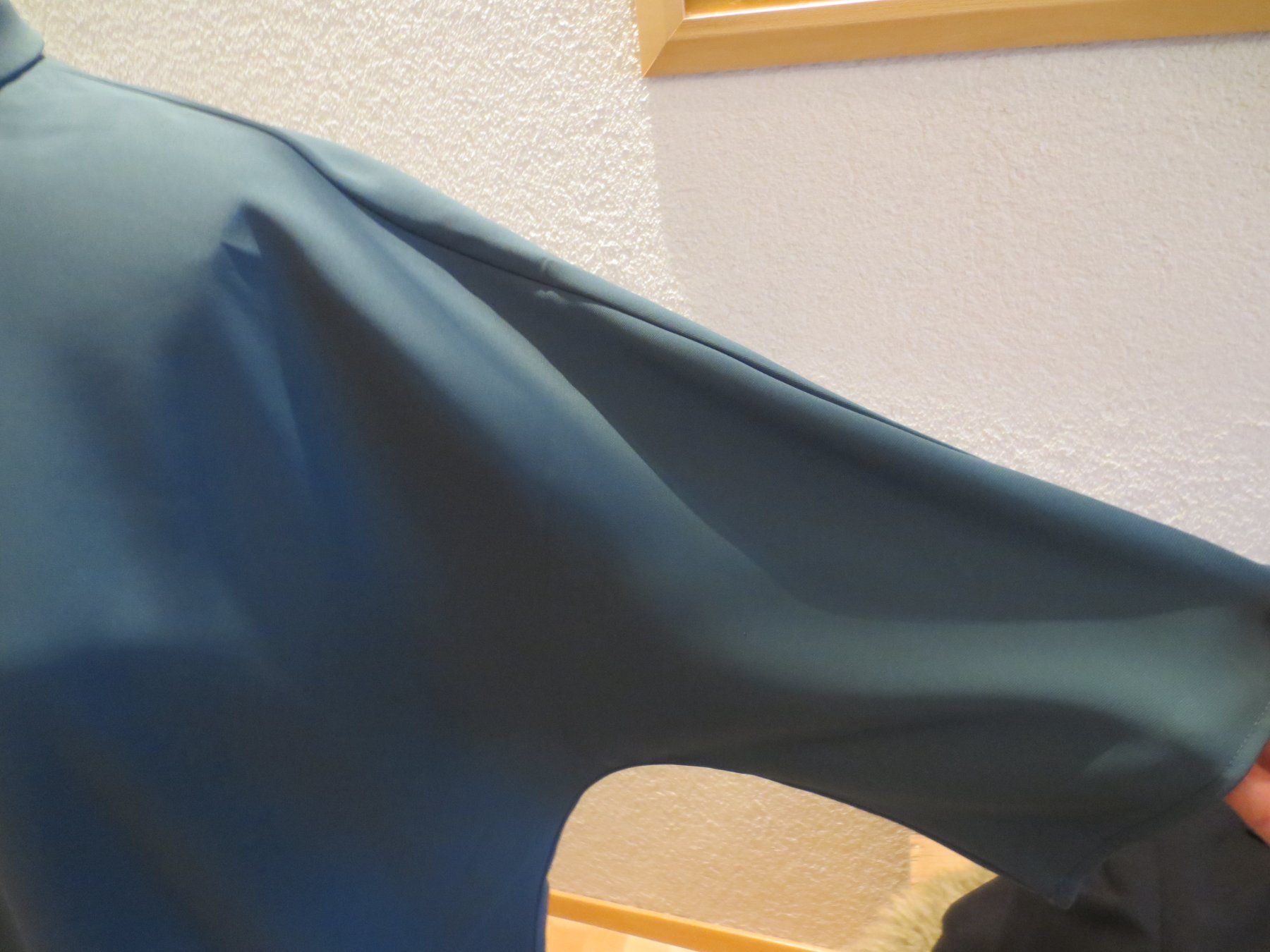 Uniqlo Blusen: Bluse Grösse M - petrol - UNIQLO – Gebraucht aus Männedorf von Livingston 3