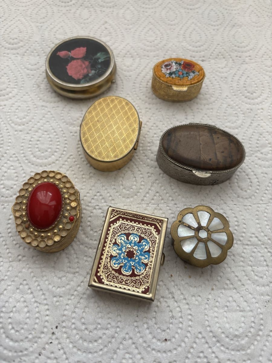 Altri gioielli: Vintage Pill case – Usato da Confignon venduto da Second_Hand_Ch