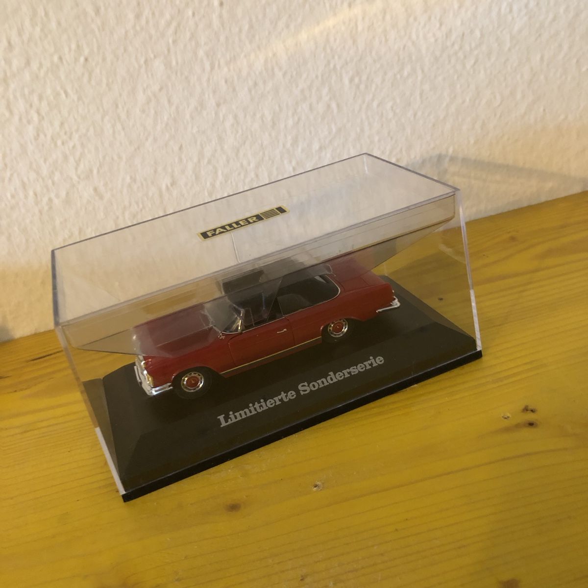 Faller Modellini d'auto: Modellauto Mercedes 280 SE 3,5  – Nuovo (secondo la descrizione) da Riehen venduto da Love-and-Peace 4