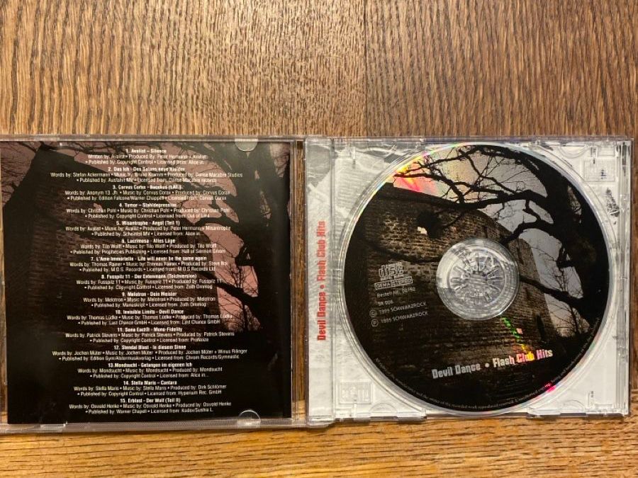 CD: Devil Dance-Flash Club Hits CD – Usato da Liestal venduto da Stephanoceras1 2