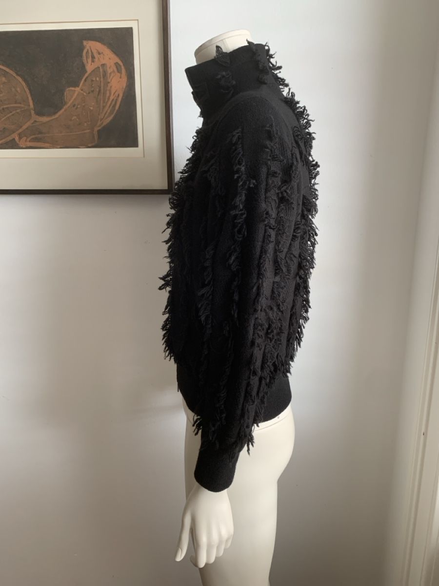 Akris Giacche: AKRIS: Exklusive schwarze Kaschmir-Jacke mit Fransen, 36 – Usato da Luzern venduto da designluzern 3