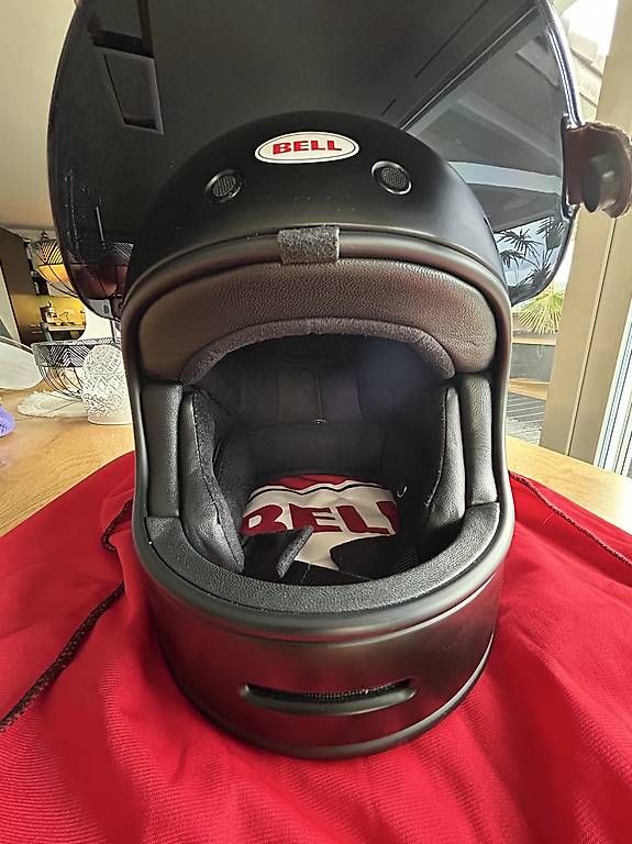 Caschi & visiere: Casque Bell Bullit M – Usato da Ponts-de-Martel venduto da F_Marti 1