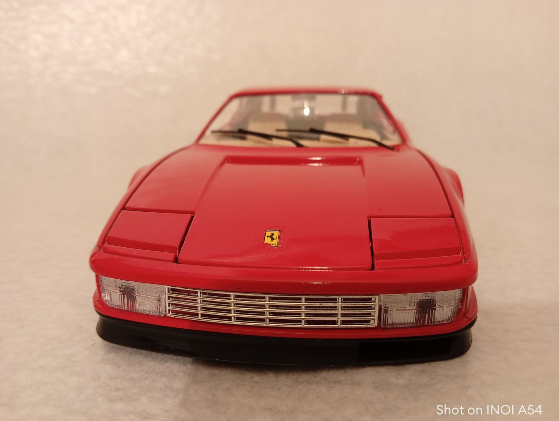 Bburago Modellini d'auto: Ferrari Testarossa  1984 – Usato da Huttwil venduto da Secondtrain 3