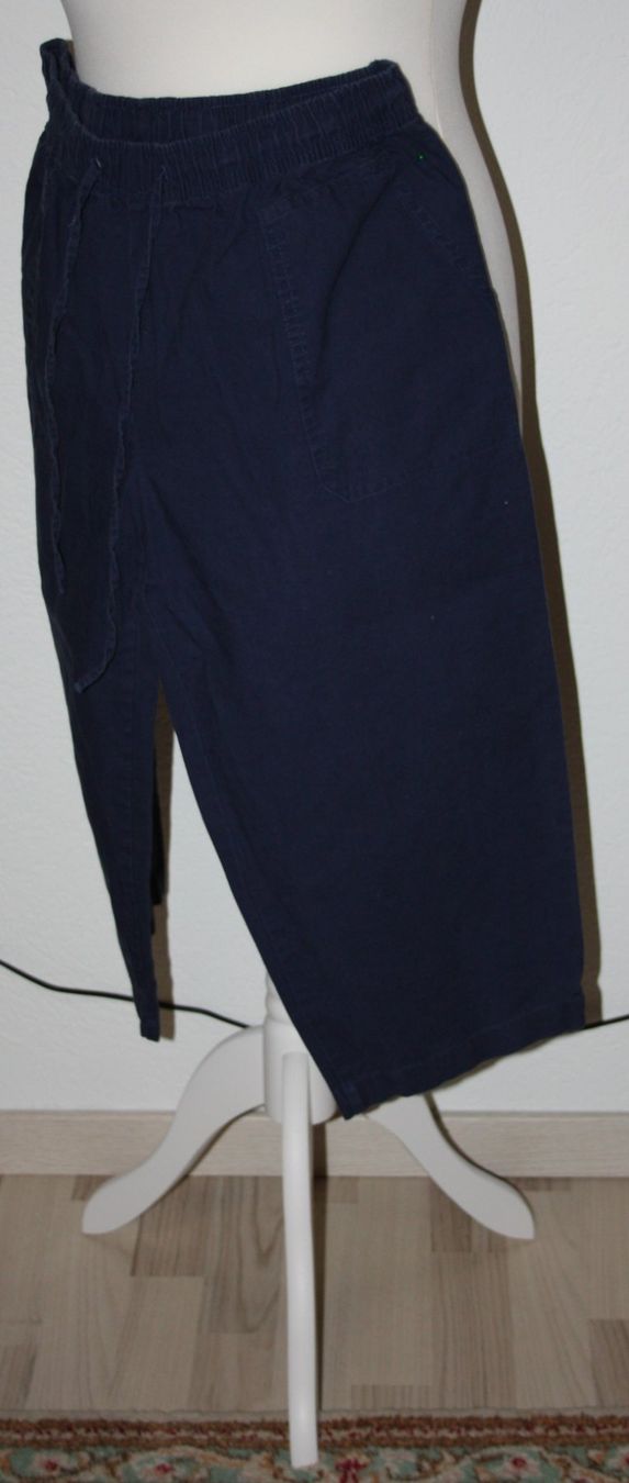 Pantaloni: Hose Bermuda TIS SAIA Gr. 46 – Usato da Flüelen venduto da Diversicum-Curvy 2