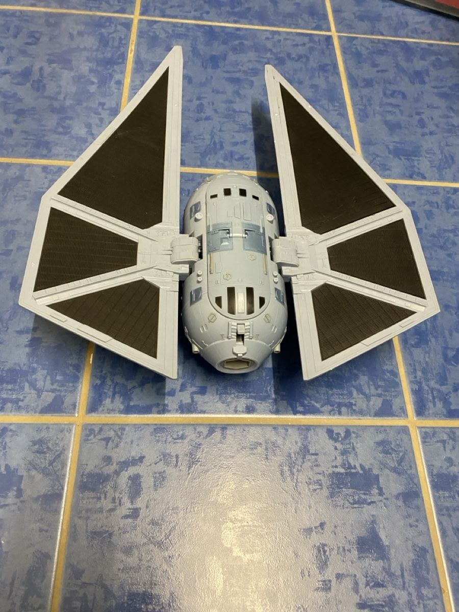 Hasbro Giocattoli: Star Wars - Hasbro TIE Striker Raumschiff – Usato da Meierskappel venduto da Tarmogoyf 2