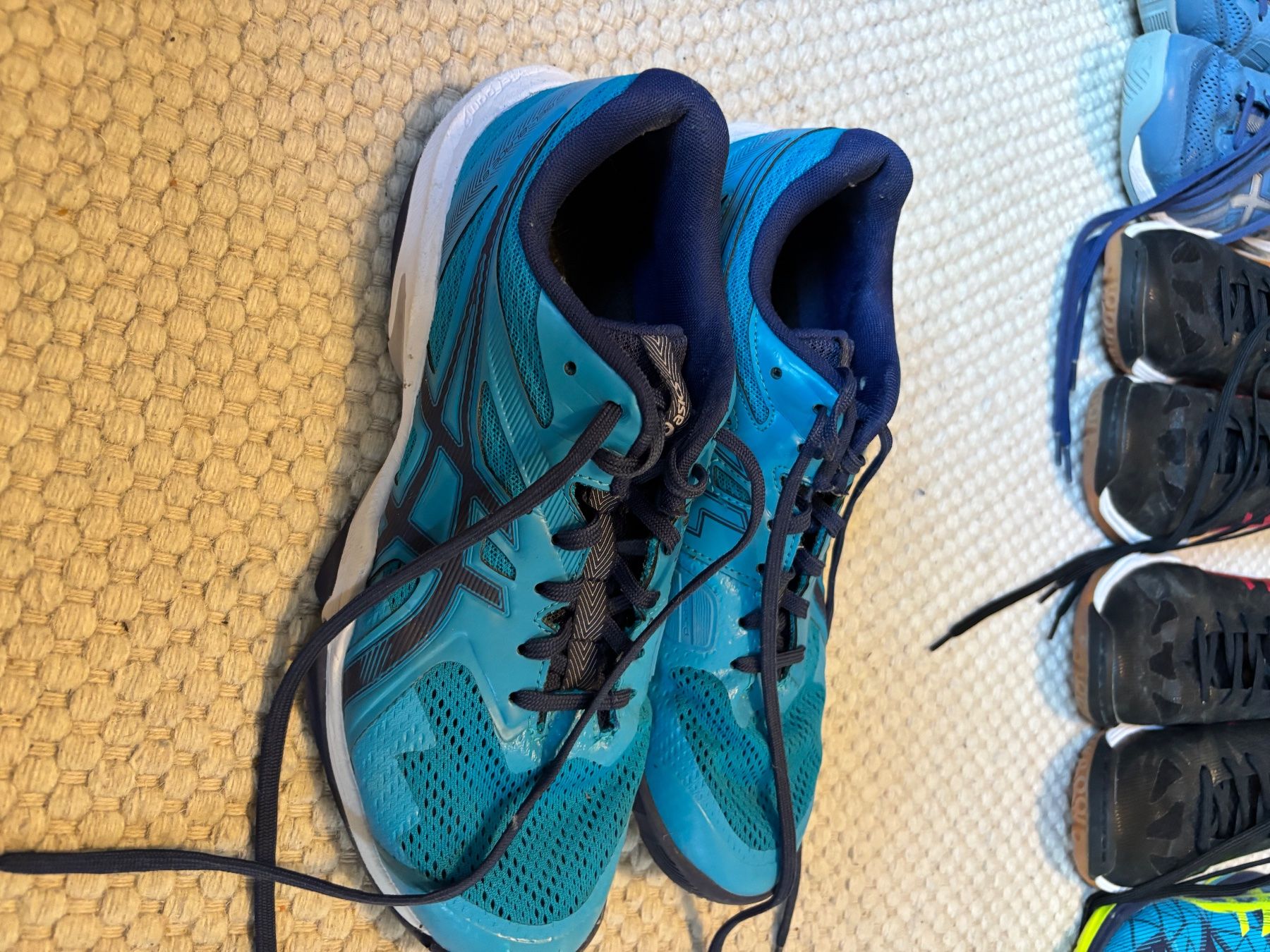 Asics Scarpe da uomo: Asics Hallenschuhe blau dunkelblau – Usato da Winterthur venduto da nicolap16 1