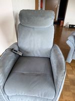 Elektrisch verstellbarer Stoffsessel
