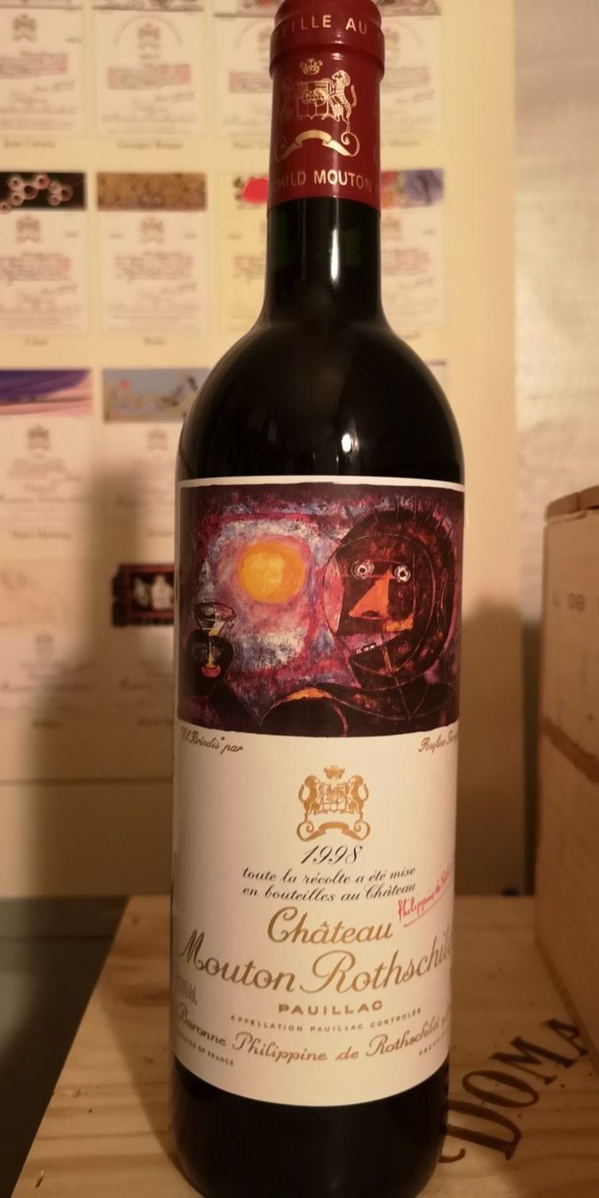 Mouton Rothschild Vino: Chateau Mouton Rothschild 1998 – Nuovo e nell'imballaggio originale da Meggen venduto da Bilanz70