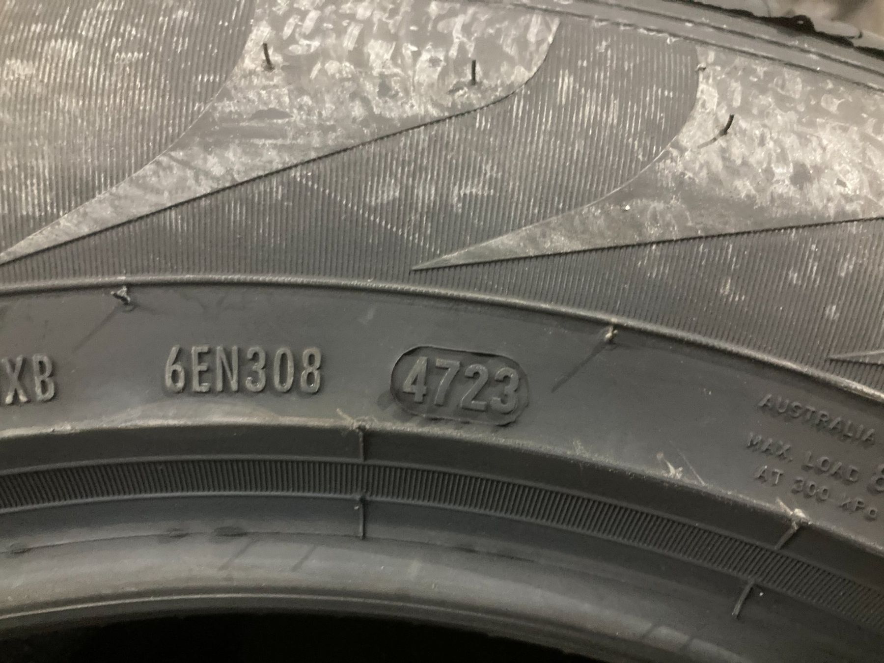 Pirelli Pneus & Kompletträder: 225/65R17 Sommerpneu Pirelli – Neu und originalverpackt aus Cham von WB2223 1