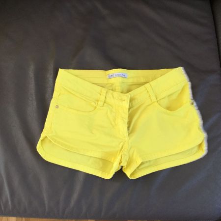 Lässige Shorts gelb