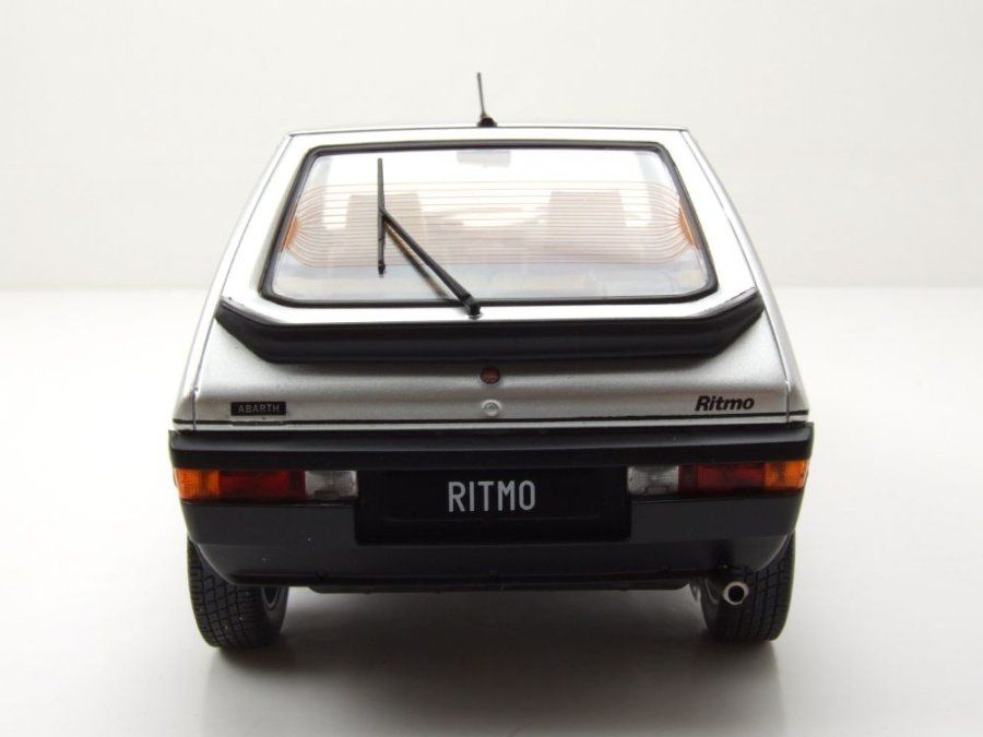 Fiat Modellini d'auto: Fiat Ritmo TC 125 Abarth Phase I 1981-1982 silber met. / – Nuovo e nell'imballaggio originale da Gerlafingen venduto da espero88 4