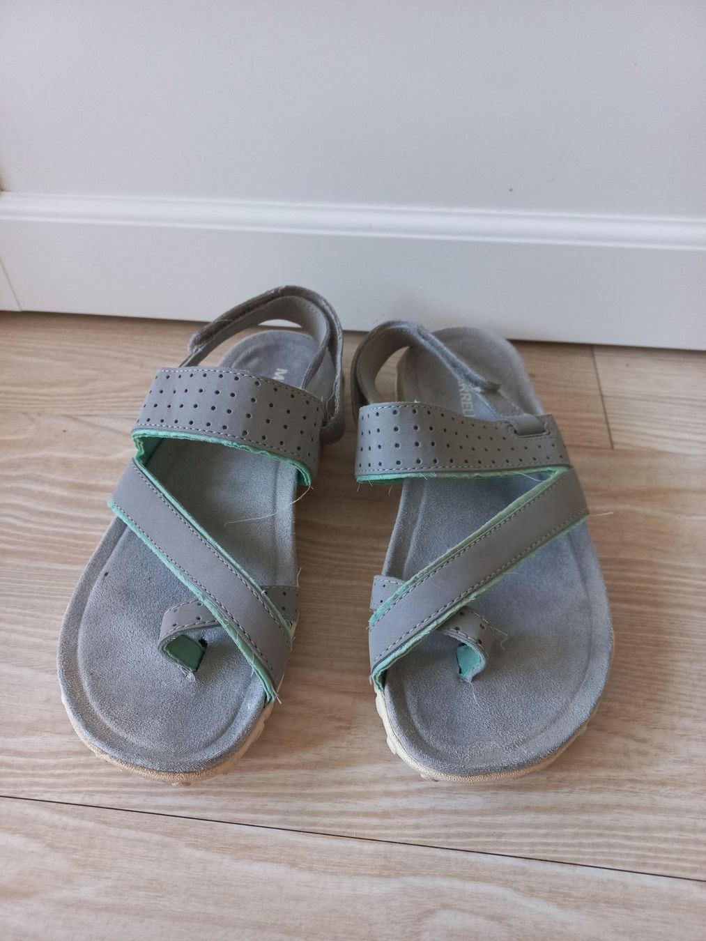 Merrell Damenschuhe: Merell sandales de randonnée – Gebraucht aus Châtelaine von kbabs