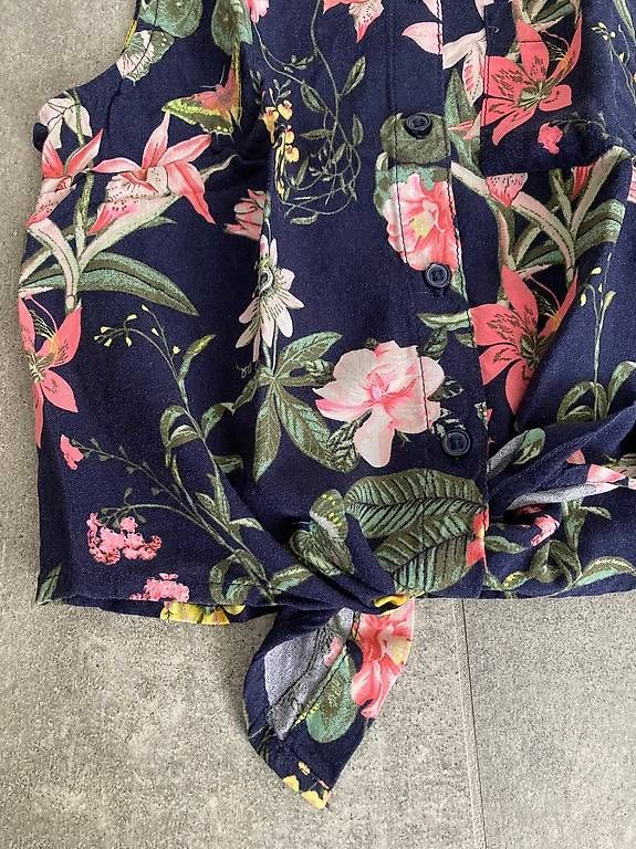 Camicette, T-shirt & Top: Leichte hübsche Sommerbluse (Gr. 134) – Nuovo (secondo la descrizione) da Hettlingen venduto da rselchi 2