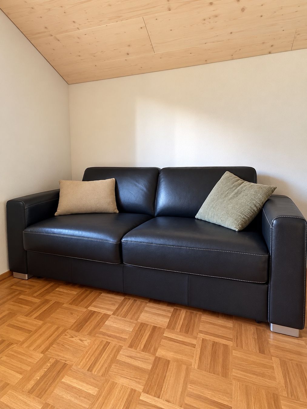 Sofas: Ledersofa – D'occasion à Lyss par biili