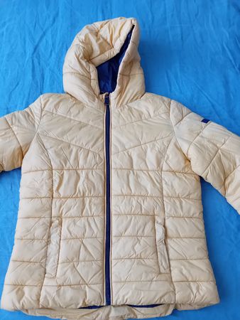 gelbe, leichte Steppjacke, Größe 152 cm
