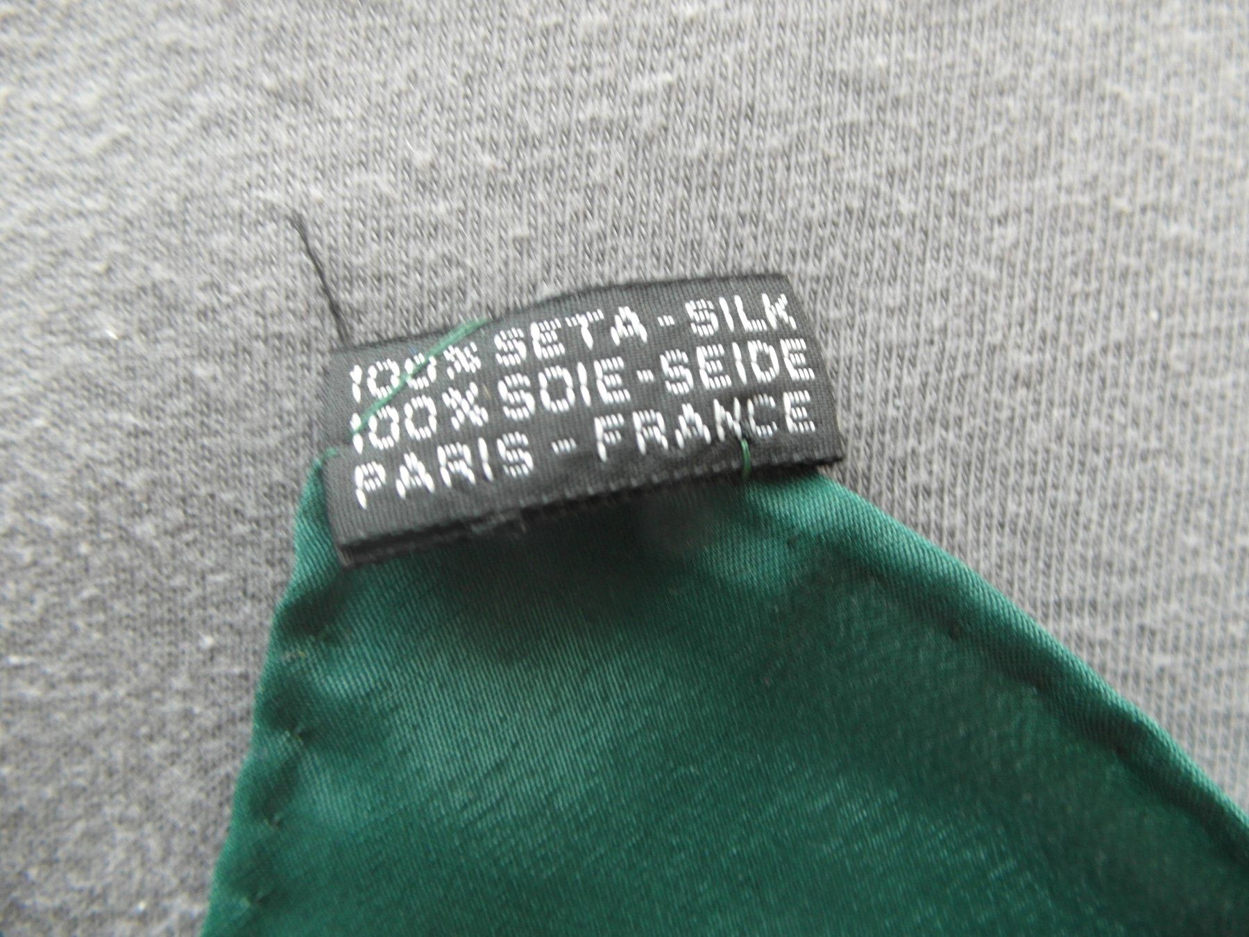 Foulard & Sciarpe: 3 Schals Foulards aus Seide – Usato da Schönenbuch venduto da Imagine6 4