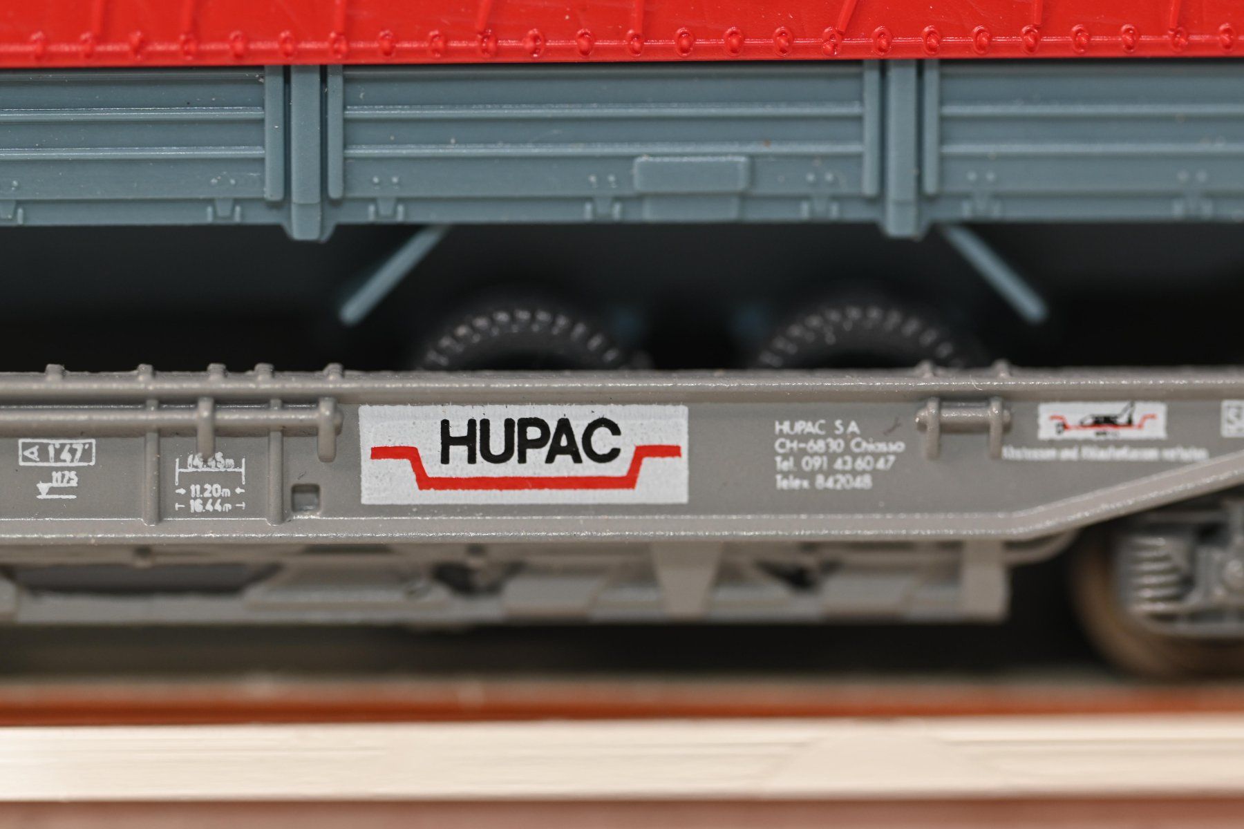 Roco Modellini di ferrovie: Güterwagen Planzer HUPAC  Roco Spur N – Usato da Laupen ZH venduto da Zmoewe 3