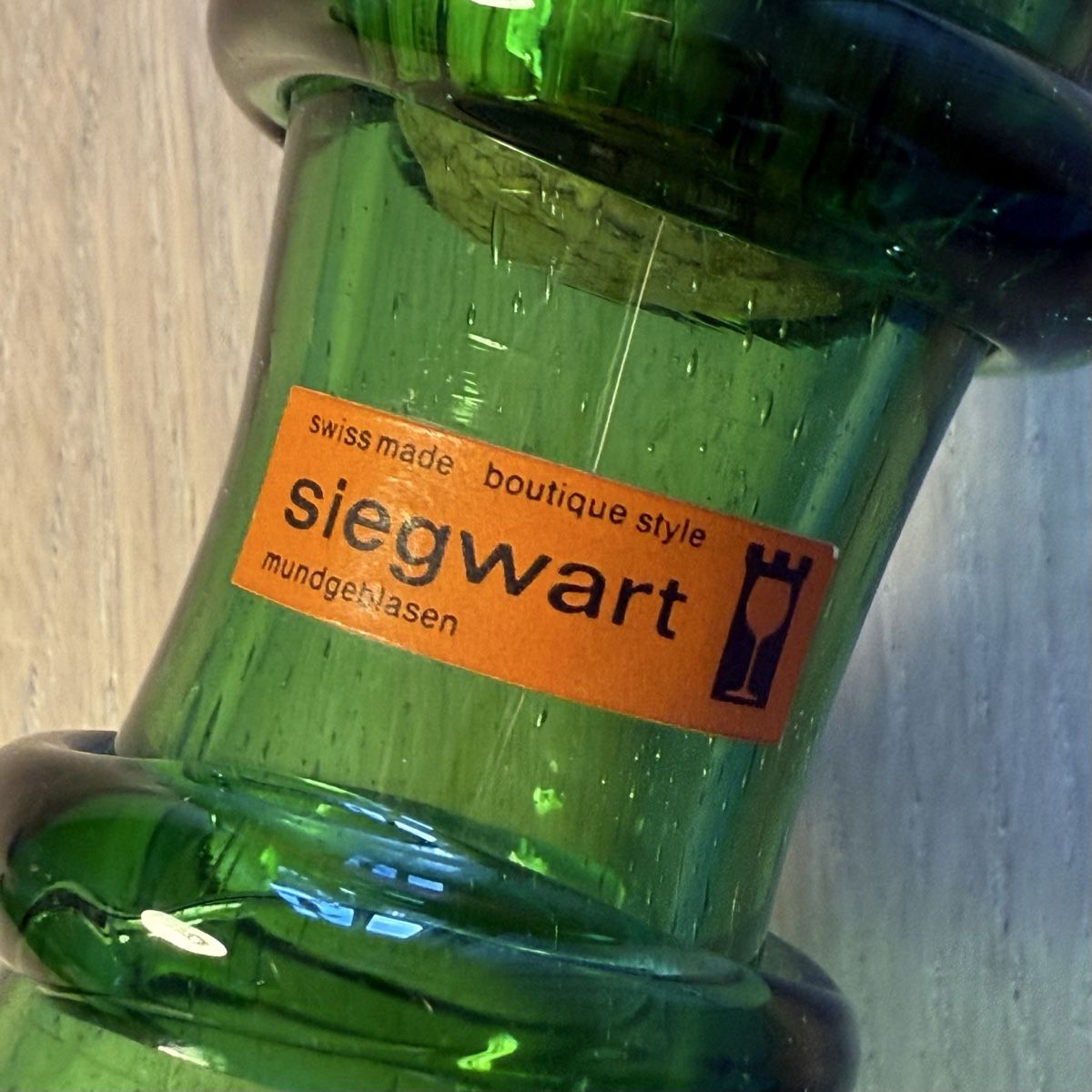 Glasi Hergiswil Flaschen: Karaffe•Vase•Glasi Hergiswil, ehem. Glashütte Siegwart – Gebraucht aus Winterthur von gutDingmint 5