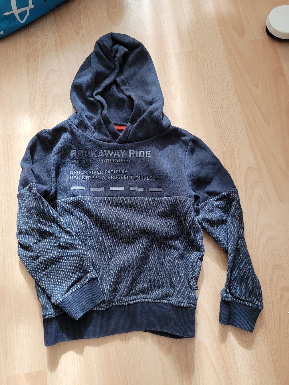 Maglioni & Felpe: Pullover gr. 110/116 – Usato da Inwil venduto da Flower2325