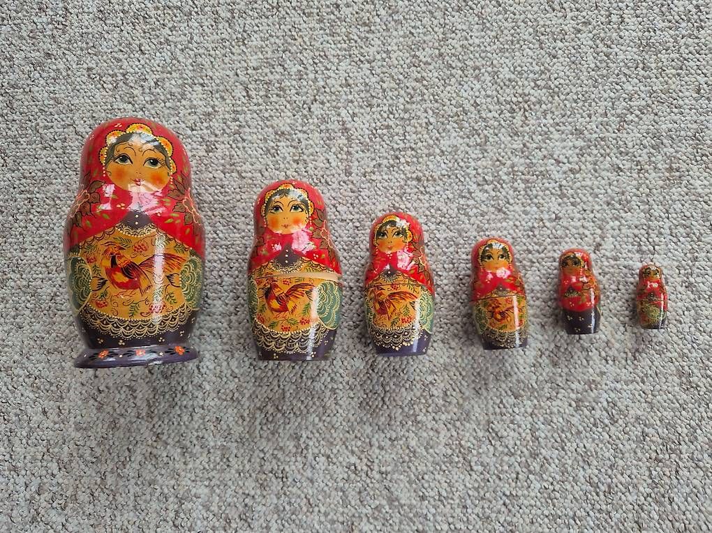Spielzeuge: Matrioschka Babuschka 5-teilig ,15cm – Neu (gemäss Beschreibung) aus Rudolfstetten von Zenna1 1