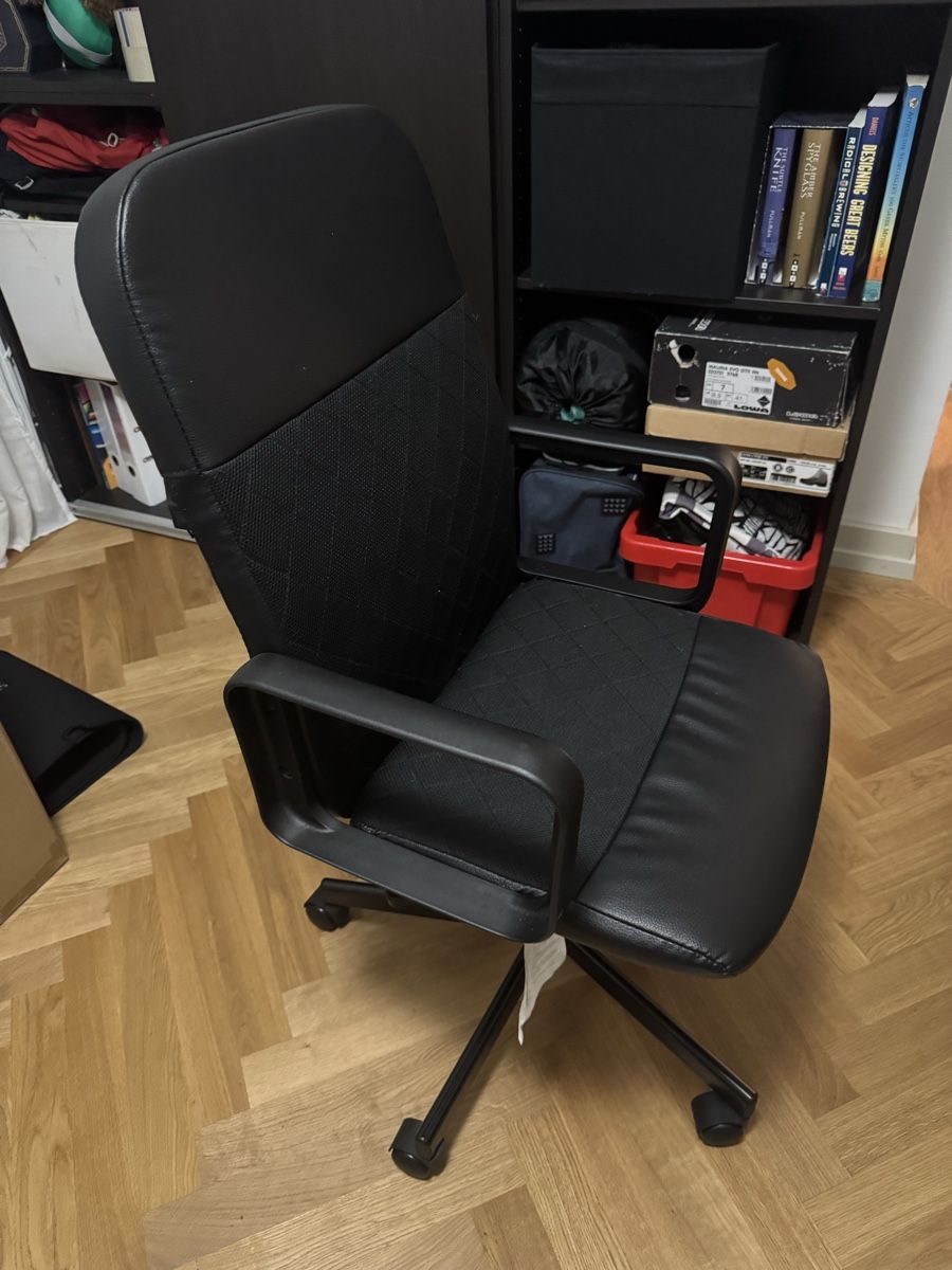 Ikea Stühle: IKEA Renberget office chair  – Gebraucht aus Zürich von den_52nz 1