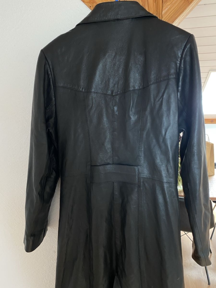 Cappotti: Echter leder Mantel – Usato da Luzern venduto da AlinaParche 4