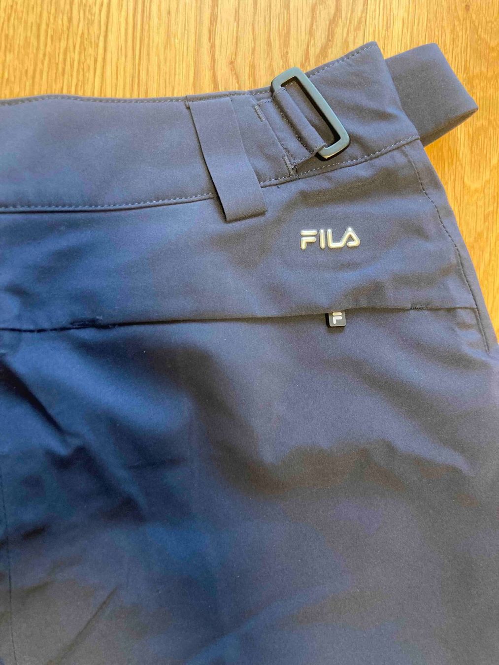 Fila Hosen: Fila Skihose Damen Grösse 36 – Neu und originalverpackt aus Winterthur von phi_hfs7 5