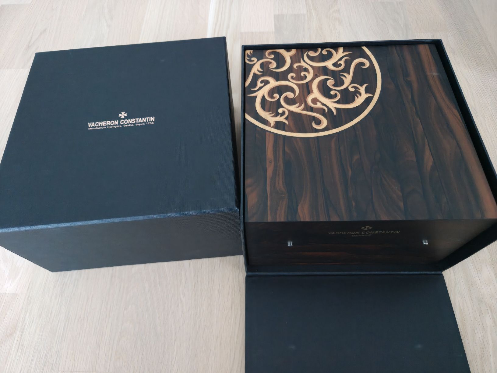 Vacheron Orologi: Vacheron constantin box  – Nuovo e nell'imballaggio originale da Kriens venduto da Chnch