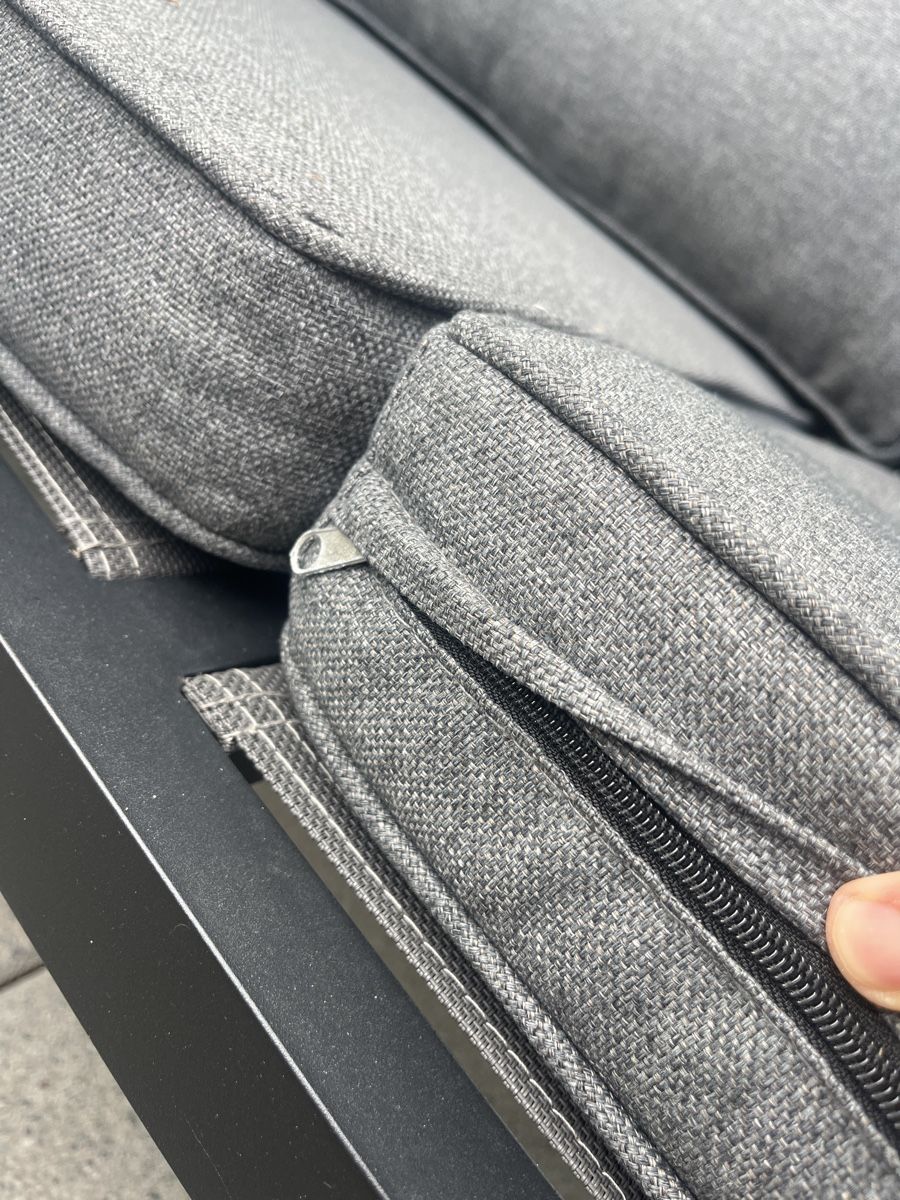 Sofas: Gartensofa/Lounge mit Tisch, guter Zustand – Gebraucht aus Zürich von SD-SB 5
