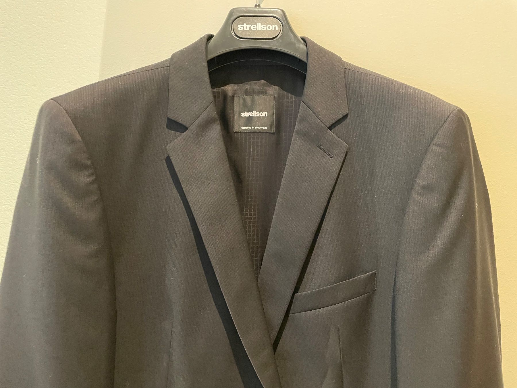 Strellson Giacche: Strellson Blazer Schwarz glänzend/Gr.98/Neu/OVP – Nuovo e nell'imballaggio originale da Volketswil venduto da rubin74 1