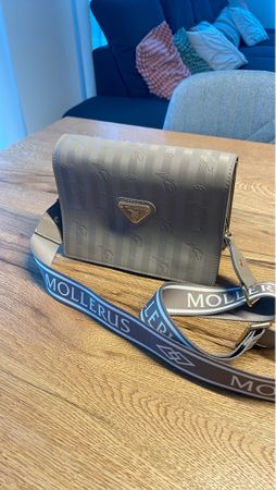 Mollerus Shoulder Bag, Taupe, Brand New Condition!