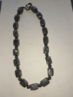 Wunderschöne Labradoritkette dunkelgrau, Länge 53 cm